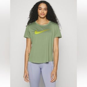 NWT Nike dri fit TShirt